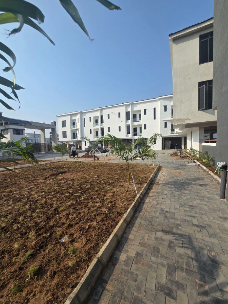 Fully Serviced (2) Two Bedroom Flat, Bogjie, Ibeju Lekki, Lagos, Flat / Apartment for Sale