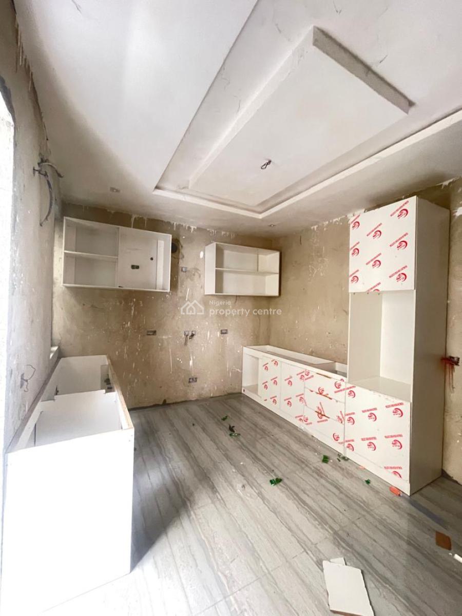 Brand New 2bedroom Apartment, Ologolo, Lekki, Lagos, Flat / Apartment for Sale