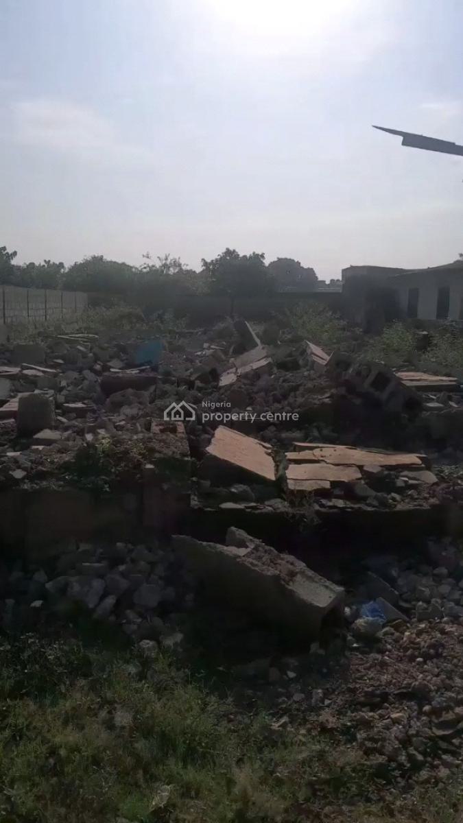 Distress & Massive 581 Sqm of Land, Taju Bello, Toyin, Iju-ishaga, Agege, Lagos, Residential Land for Sale