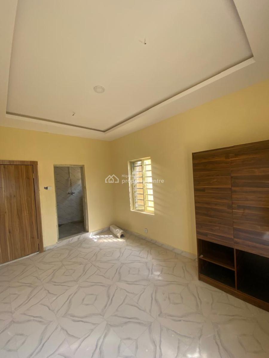 Brand New Executive Sweet 2 Beer Luxury Apartment, Abraham Adesanya Road, Ogombo, Ajah, Lagos, Flat / Apartment for Rent