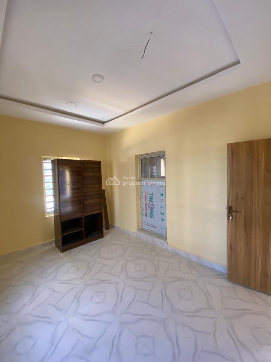 Brand New Executive Sweet 2 Beer Luxury Apartment, Abraham Adesanya Road, Ogombo, Ajah, Lagos, Flat / Apartment for Rent