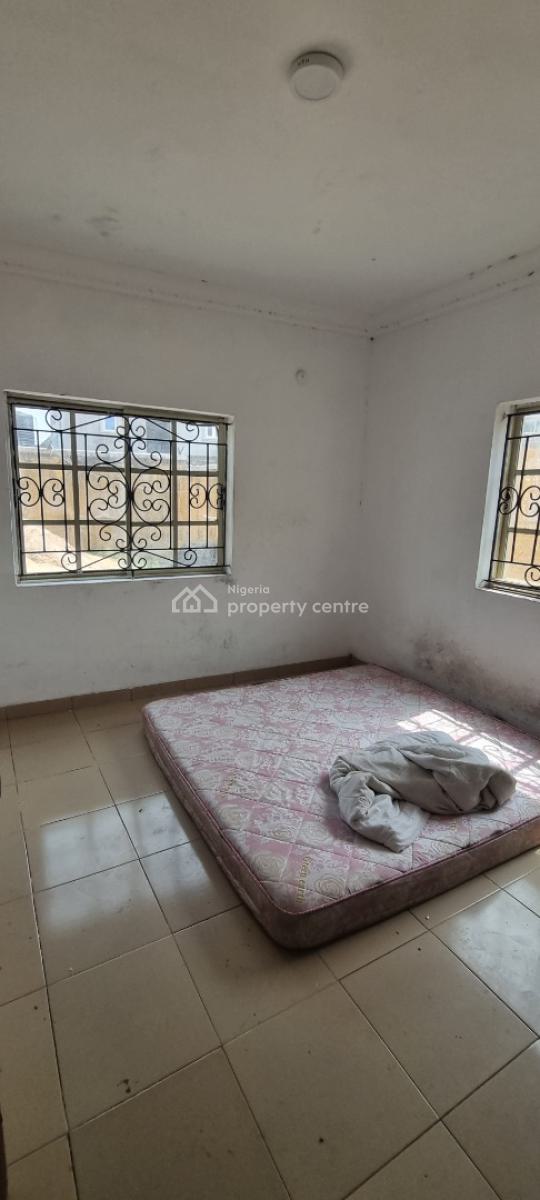 Spacious Mini Flat Apartment in a Cozy Environment, Eti-osa, Okun-ajah, Ajah, Lagos, Mini Flat (room and Parlour) for Rent