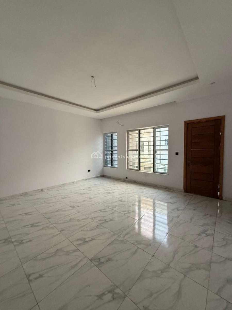 Four Bedroom Terrace Duplex, Ikota, Lekki, Lagos, Terraced Duplex for Sale