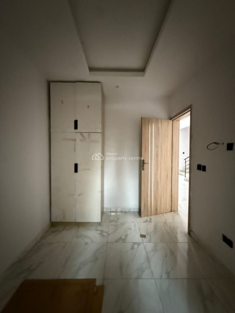 Four Bedroom Terrace Duplex, Ikota, Lekki, Lagos, Terraced Duplex for Sale