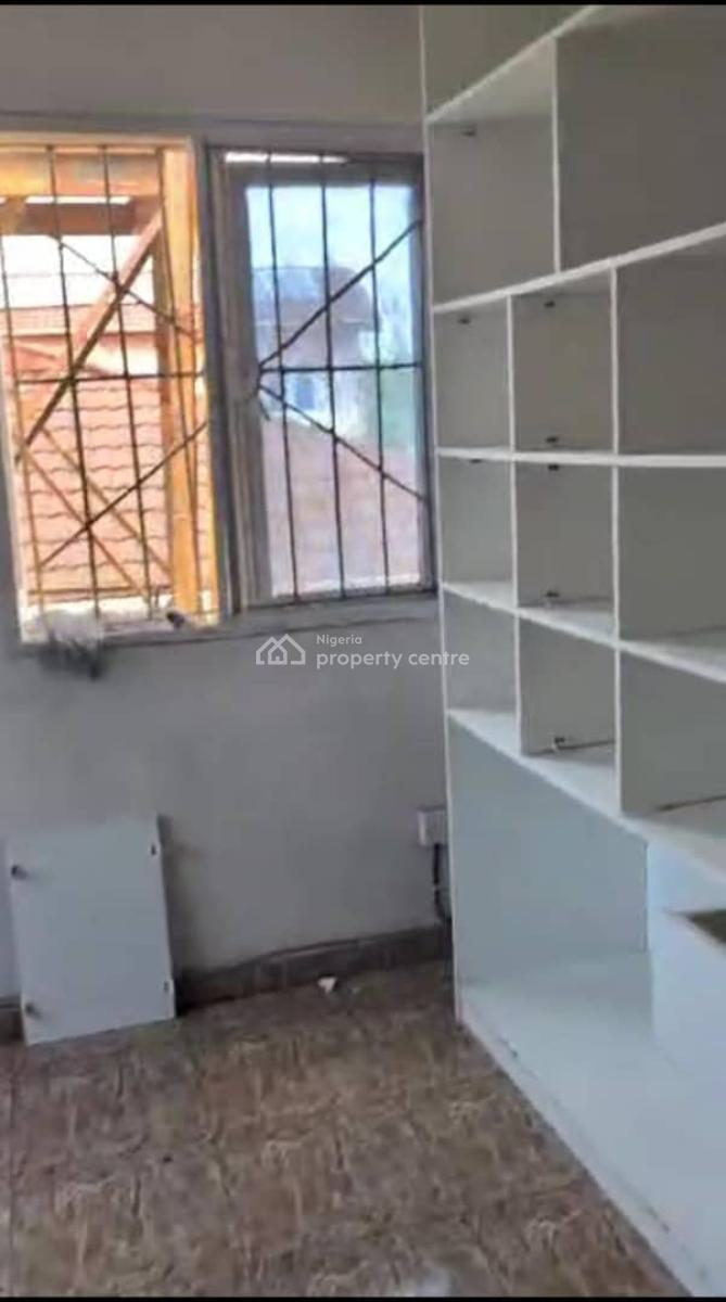 Lovely 2 Bedroom Flat, Ifako, Gbagada, Lagos, Flat / Apartment for Rent