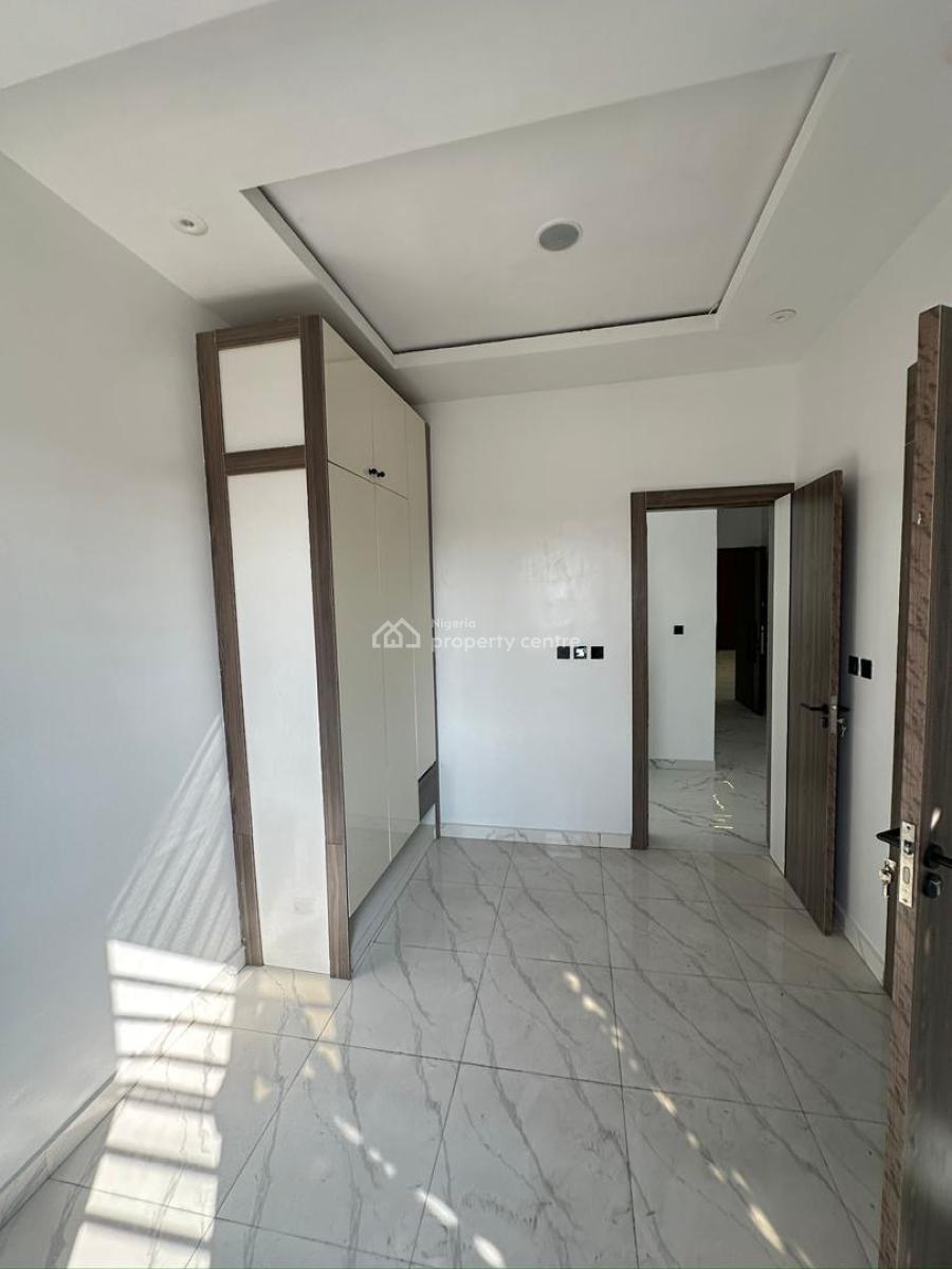 3 Bedroom Apartment, Lekki Phase 1, Lekki, Lagos, Flat / Apartment for Sale