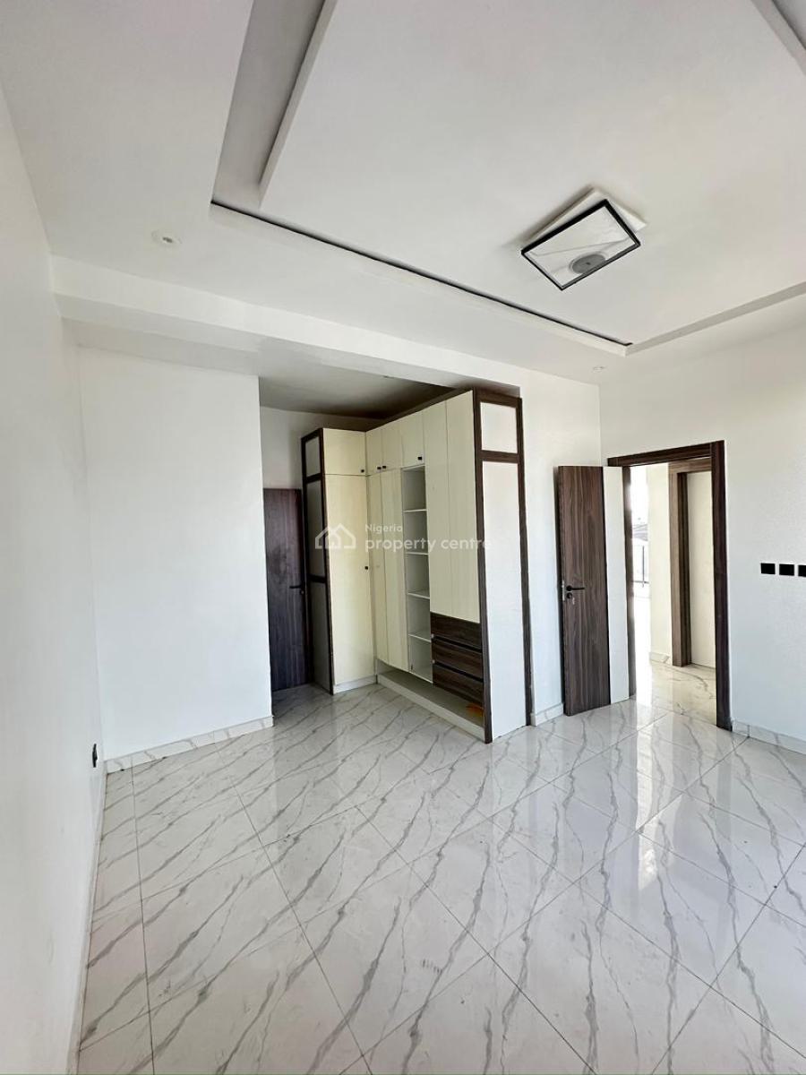 3 Bedroom Apartment, Lekki Phase 1, Lekki, Lagos, Flat / Apartment for Sale