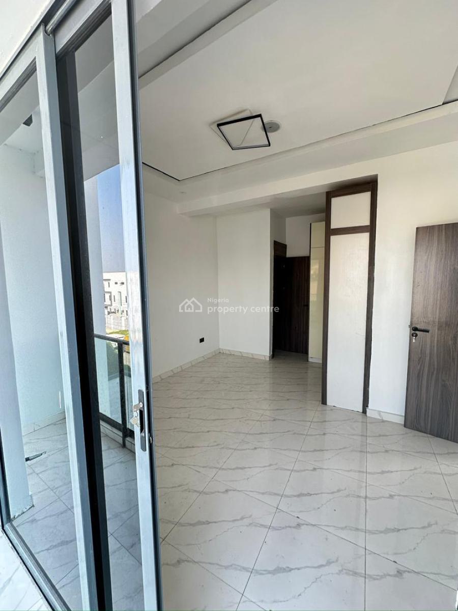 3 Bedroom Apartment, Lekki Phase 1, Lekki, Lagos, Flat / Apartment for Sale