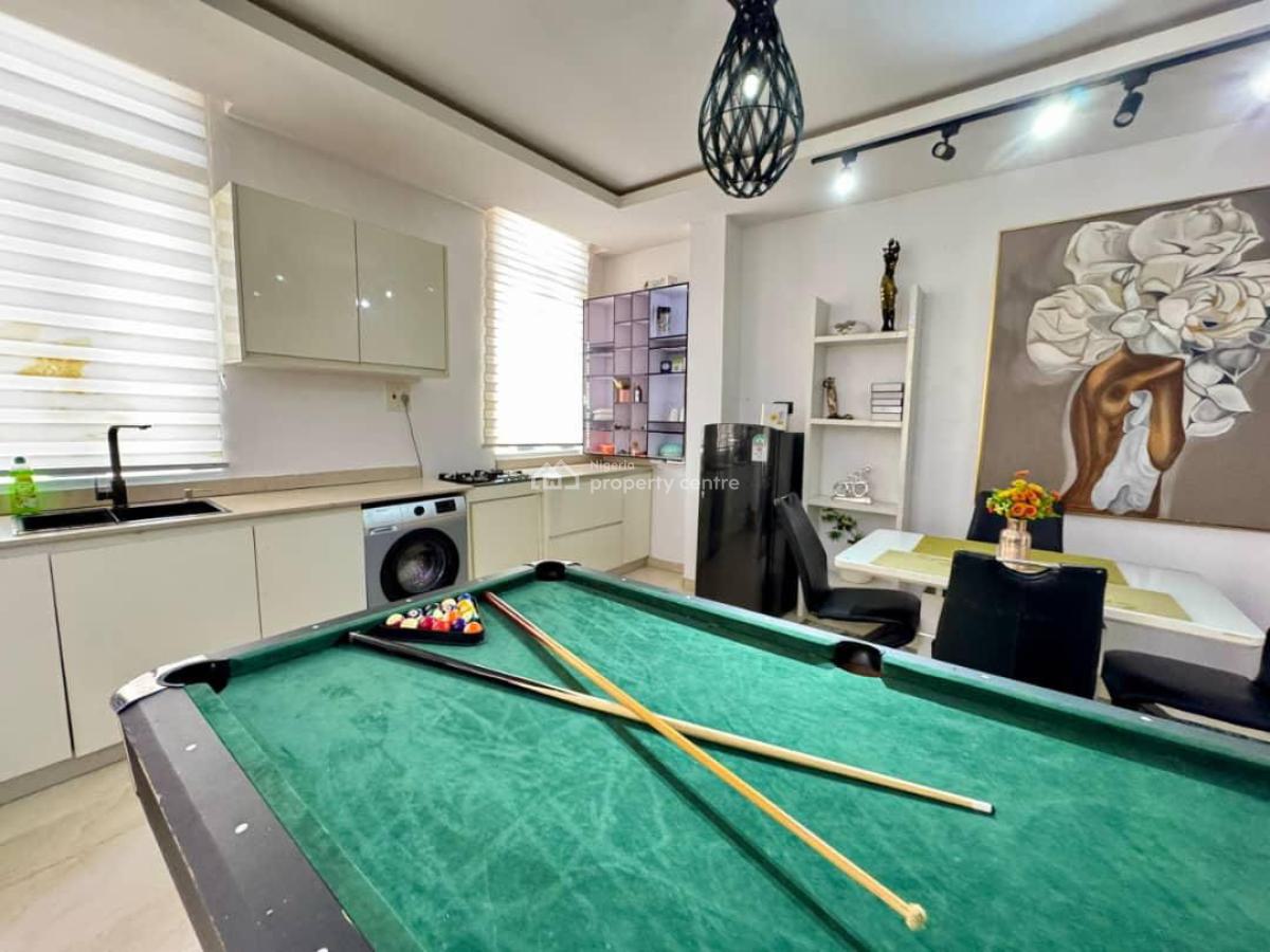 Luxurious Well Furnished 2 Bedroom Apartment with Pool & 24/7 Light, Lekki Phase 1, Lekki, Lagos, Flat / Apartment for Rent