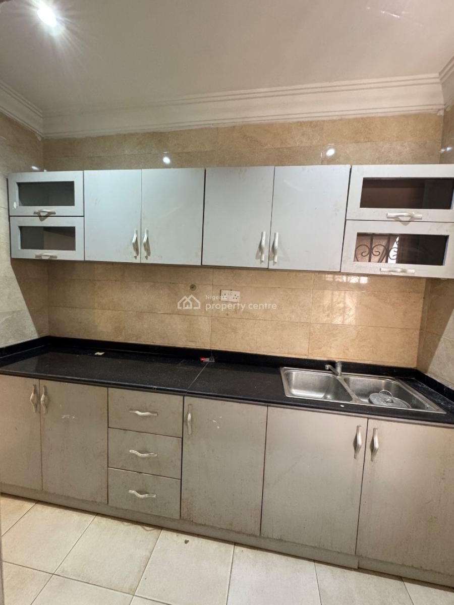 Well Maintained 2bedroom Flat, Blenco, Sangotedo, Ajah, Lagos, Flat / Apartment for Rent