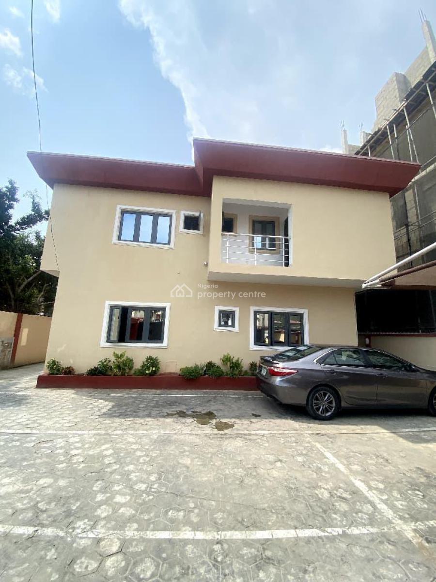 Exclusive 3 Bedroom Apartment, Lekki Phase 1, Lekki, Lagos, House for Rent