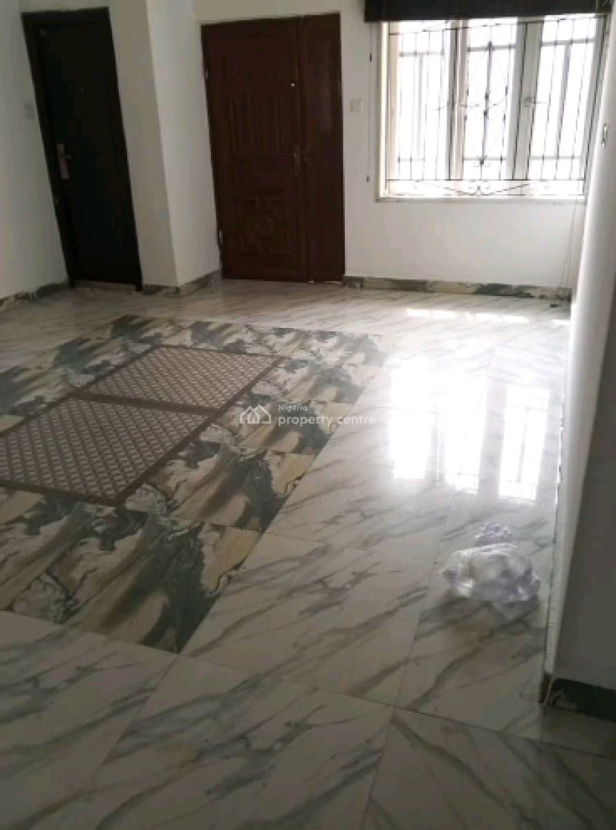 Standard and Spacious Three Bedroom Apartment Available, Alagomeji, Yaba, Lagos, Flat / Apartment for Rent