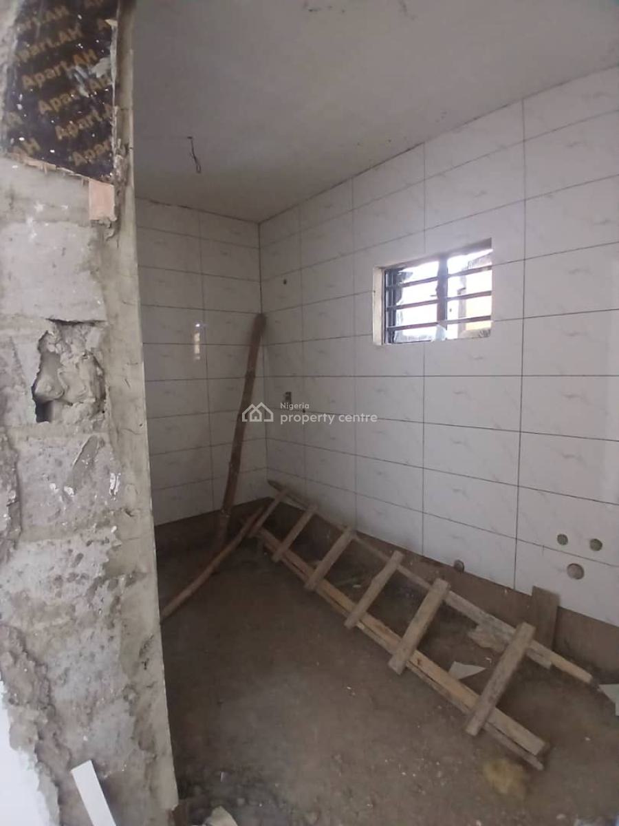 2 Bedroom Apartment with Bq Ikeja, Adeniyi Jones, Ikeja, Lagos, Block of Flats for Sale