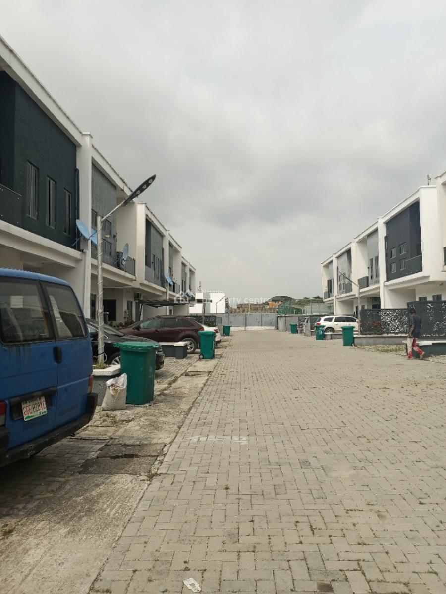 4bedroom Semi Detached Duplex with Bq, Private Pool, in a Well Secured Estate, Sangotedo, Ajah, Lagos, Semi-detached Duplex for Sale