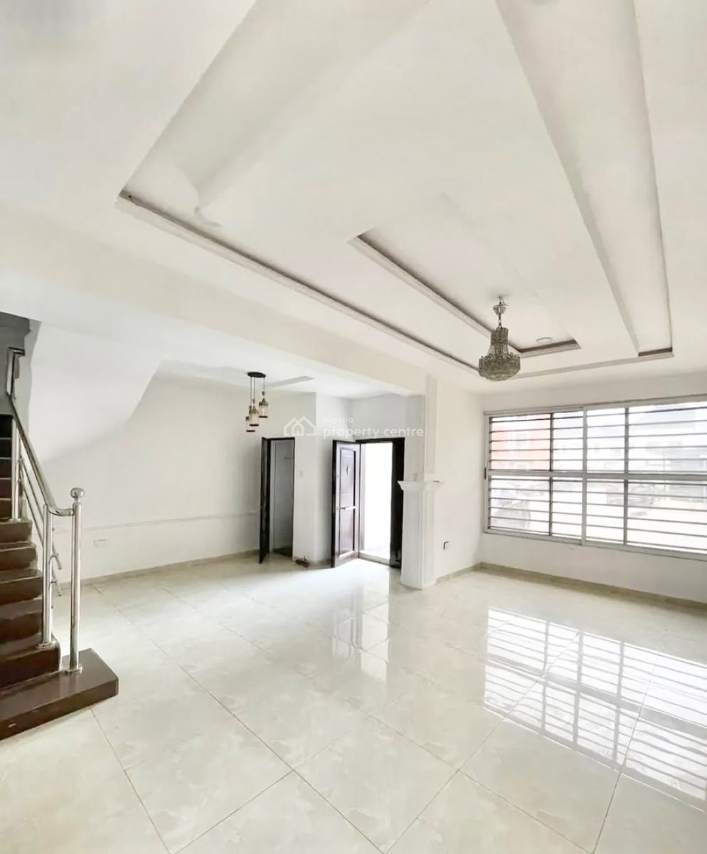 Well Built 5 Bedroom Terrace Duplex with Bq, Osapa, Lekki, Lagos, Terraced Duplex for Rent