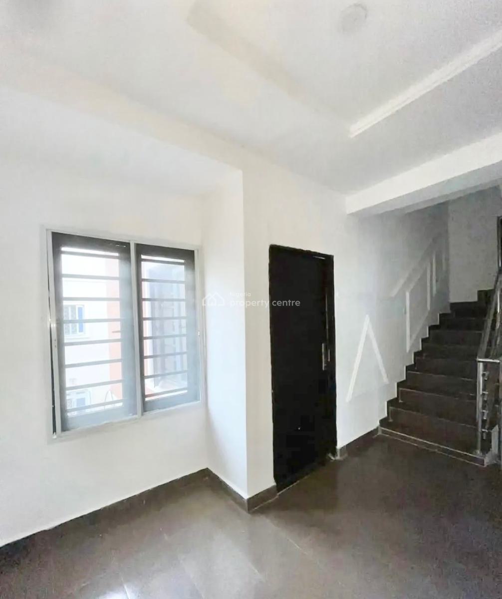 Well Built 5 Bedroom Terrace Duplex with Bq, Osapa, Lekki, Lagos, Terraced Duplex for Rent