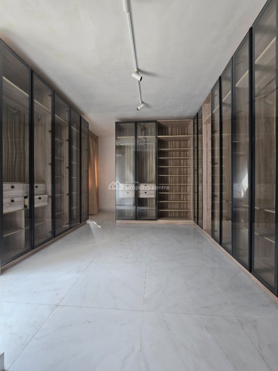 Massive Waterfront 5 Bedroom Fully Detached House, Banana Island, Ikoyi, Lagos, Detached Duplex for Sale