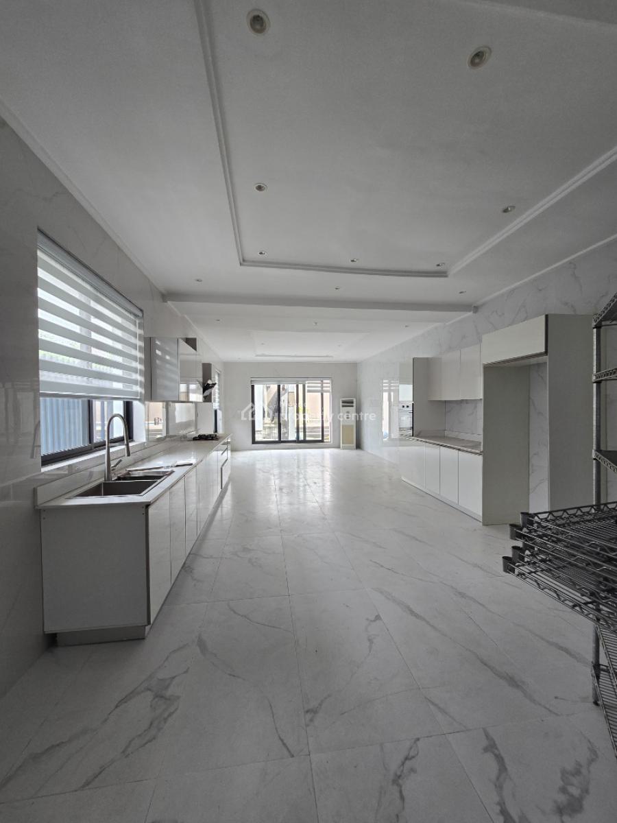 Massive Waterfront 5 Bedroom Fully Detached House, Banana Island, Ikoyi, Lagos, Detached Duplex for Sale