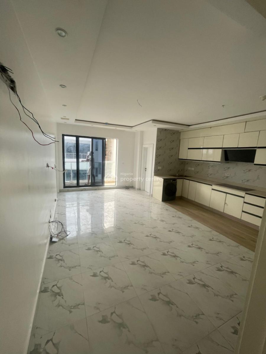 2 Bedroom Flat with Pool and Gym, Periwinkle Estate, Freedom Way, Lekki Phase 1, Lekki, Lagos, Flat / Apartment for Rent