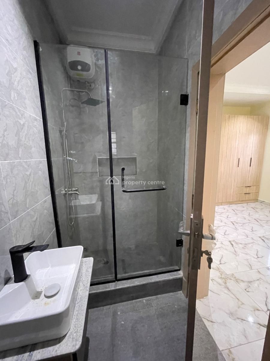 2 Bedroom Flat, Behind Pinnacle Fuel Station Marua, Lekki Phase 1, Lekki, Lagos, Flat / Apartment for Rent