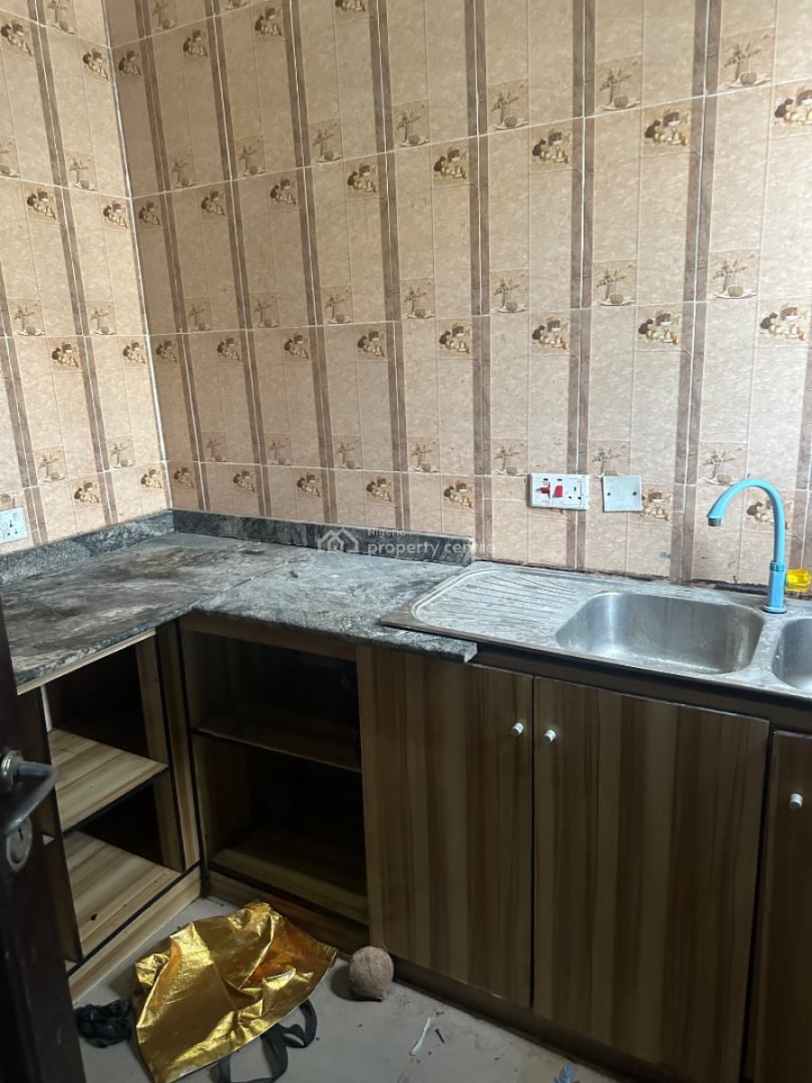 Two Bedroom Flat, Ogombo, Ajah, Lagos, Flat / Apartment for Rent