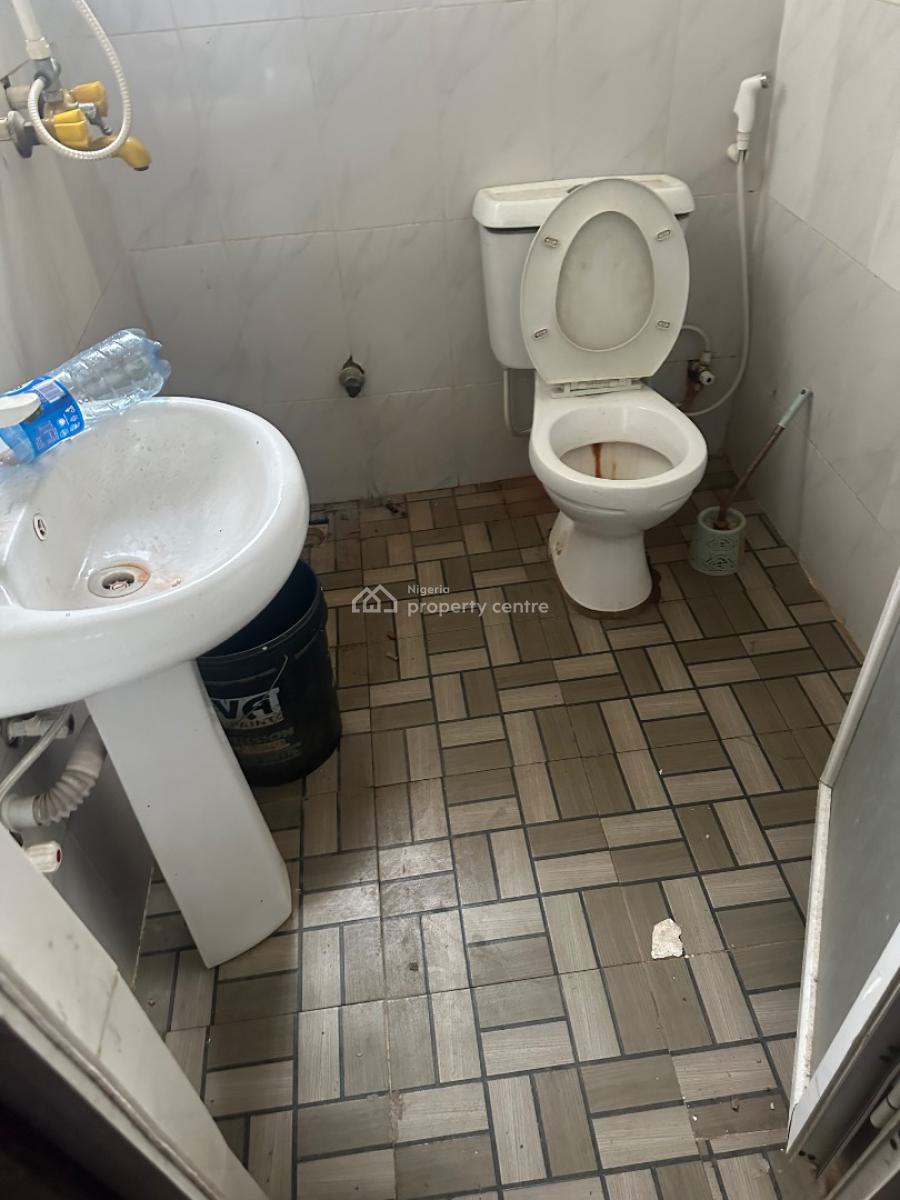 Two Bedroom Flat, Ogombo, Ajah, Lagos, Flat / Apartment for Rent