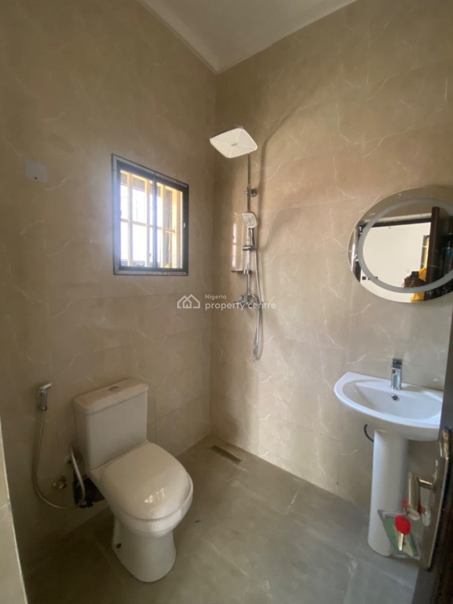 Luxury 3 Bedroom Flat with 1 Bq in a Secured and Gated Compound, Jahi, Abuja, Flat / Apartment for Rent