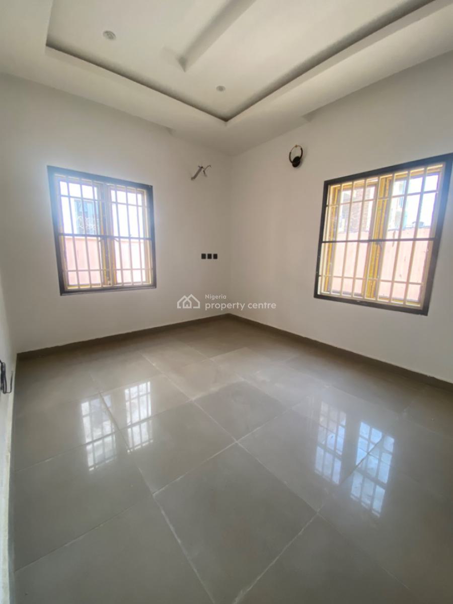 Luxury 3 Bedroom Flat with 1 Bq in a Secured and Gated Compound, Jahi, Abuja, Flat / Apartment for Rent