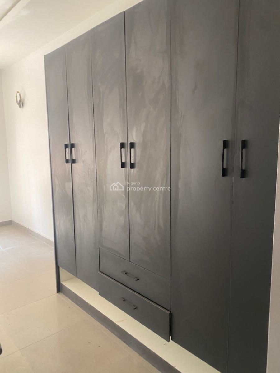 Luxury 3 Bedroom Flat with 1 Bq in a Secured and Gated Compound, Jahi, Abuja, Flat / Apartment for Rent