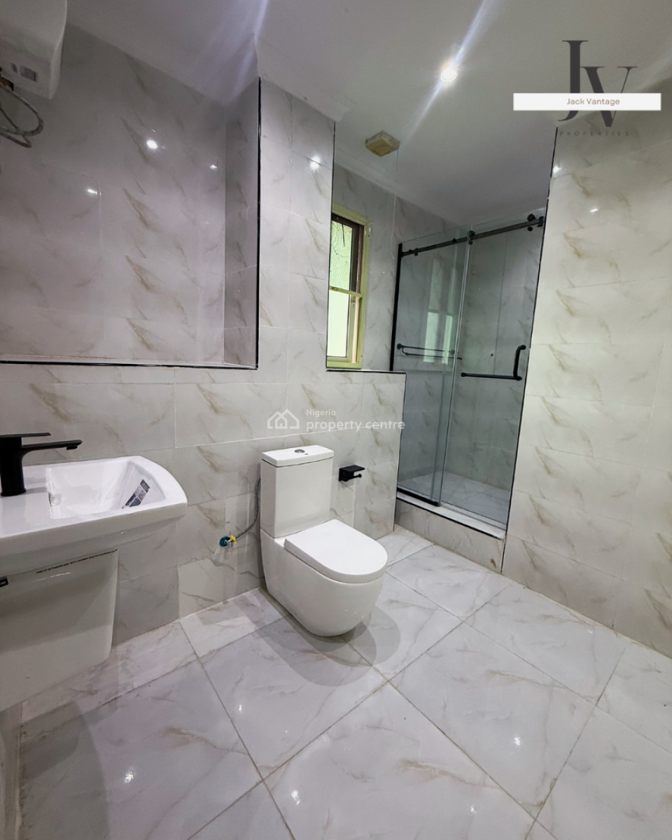 Newly Renovated 3-bedroom Maisonette + Bq -- Ikoyi, Ikoyi, Lagos, Flat / Apartment for Rent