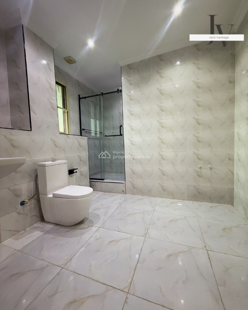 Newly Renovated 3-bedroom Maisonette + Bq -- Ikoyi, Ikoyi, Lagos, Flat / Apartment for Rent