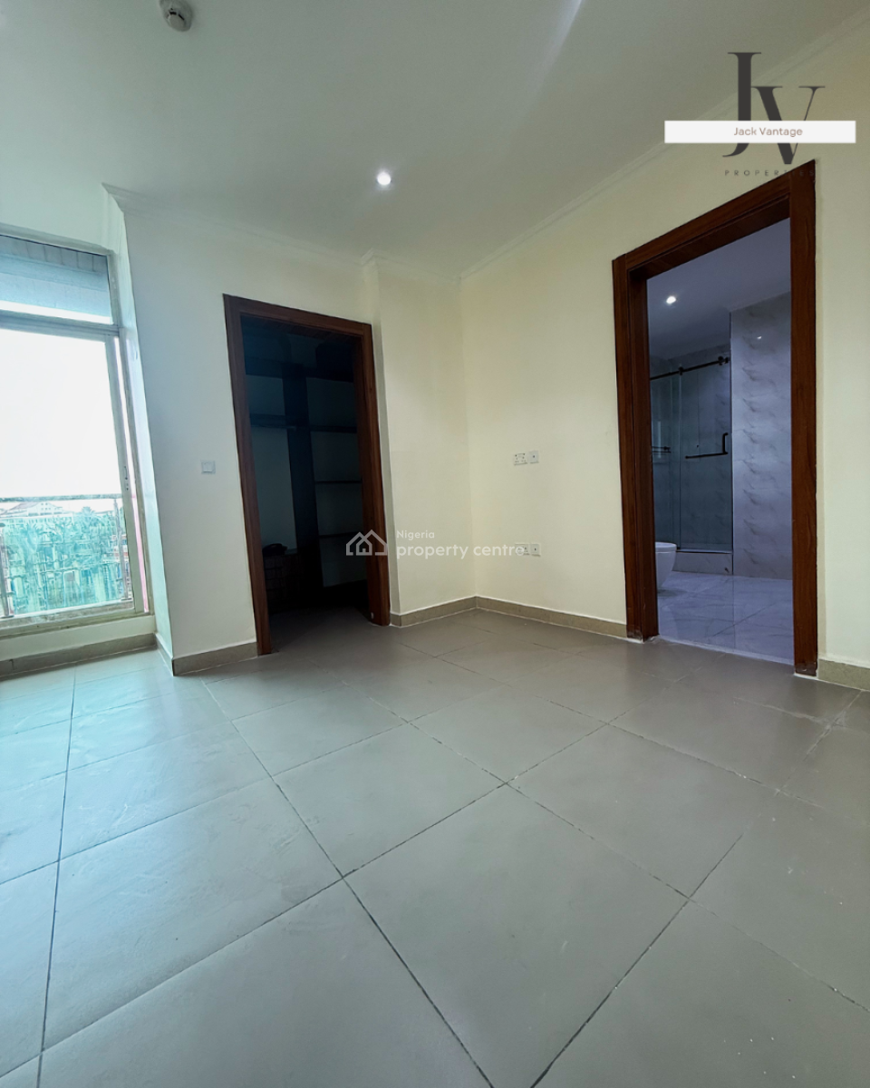 Newly Renovated 3-bedroom Maisonette + Bq -- Ikoyi, Ikoyi, Lagos, Flat / Apartment for Rent