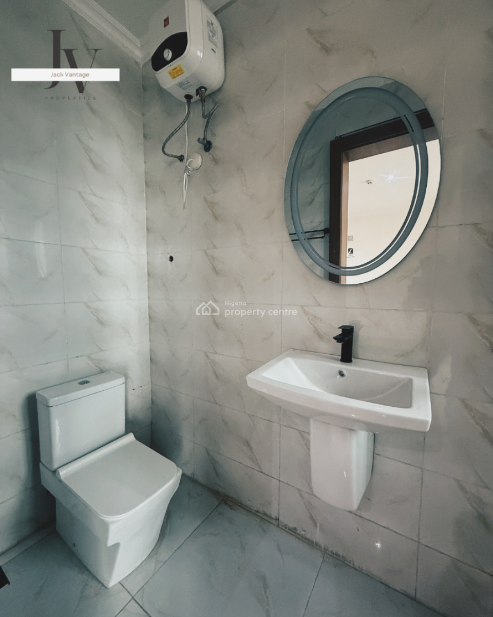 Newly Renovated 3-bedroom Maisonette + Bq -- Ikoyi, Ikoyi, Lagos, Flat / Apartment for Rent