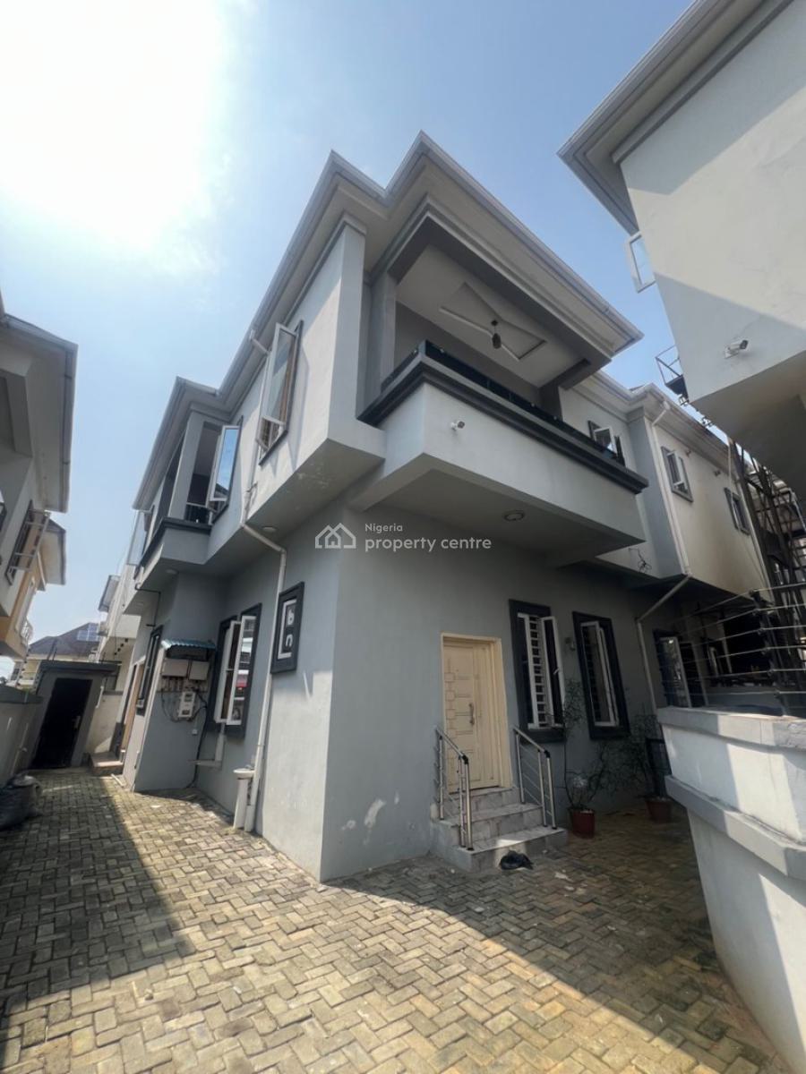Self Serviced 4 Bedroom Semi-detached House with Bq, Ologolo, Lekki, Lagos, Semi-detached Duplex for Rent