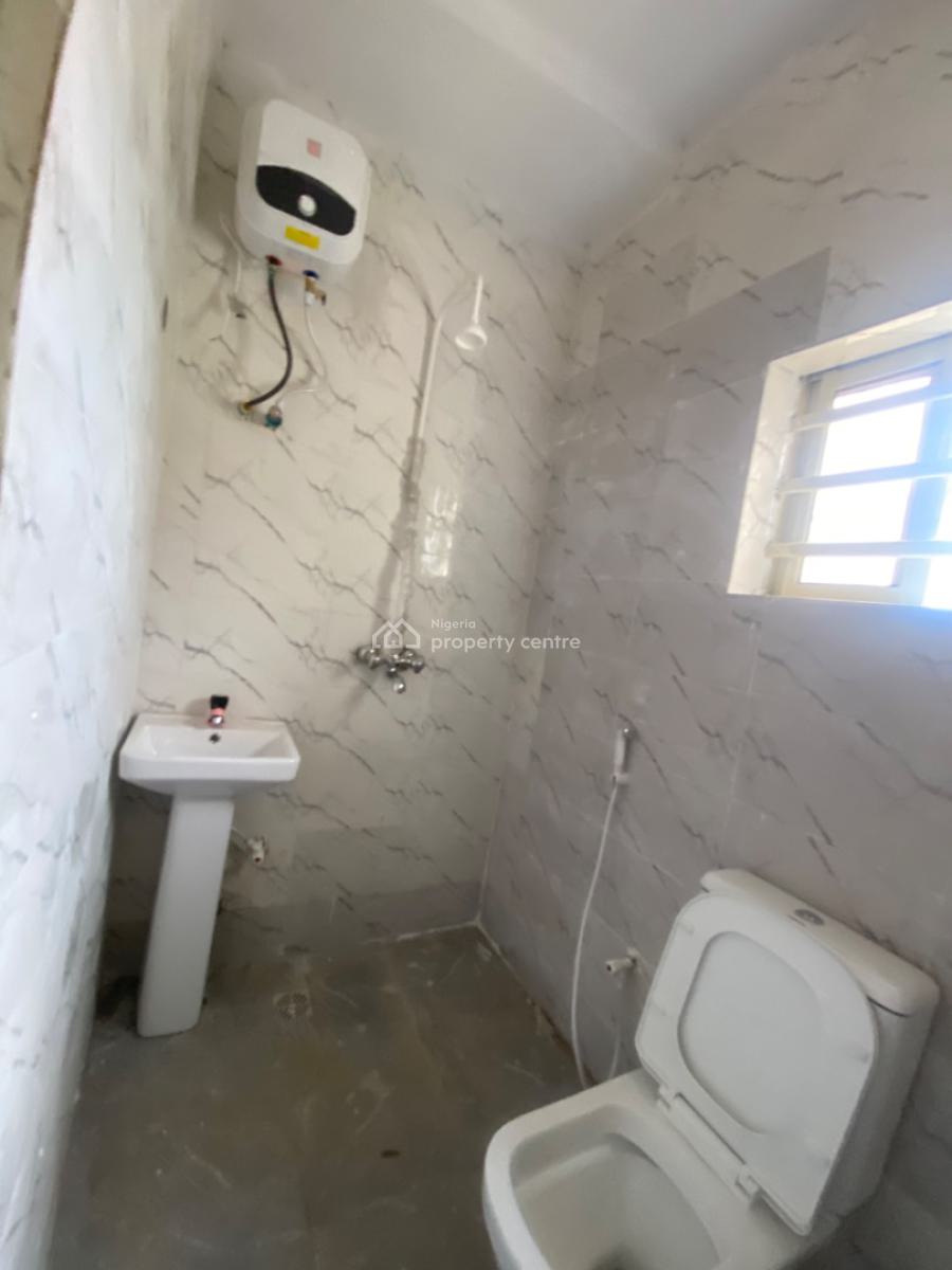 an Executive One Bedroom Flat, Peace Land Estate Ogombo Off Abraham Adesanya Estate Ajah, Lekki, Lagos, Mini Flat (room and Parlour) for Rent