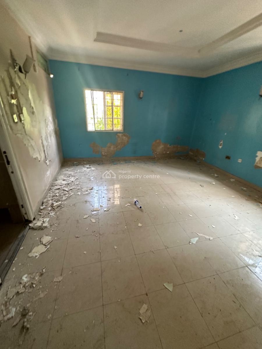 a Spacious One Bedroom Apartment, 2nd Avenue, Gwarinpa, Abuja, Mini Flat (room and Parlour) for Rent