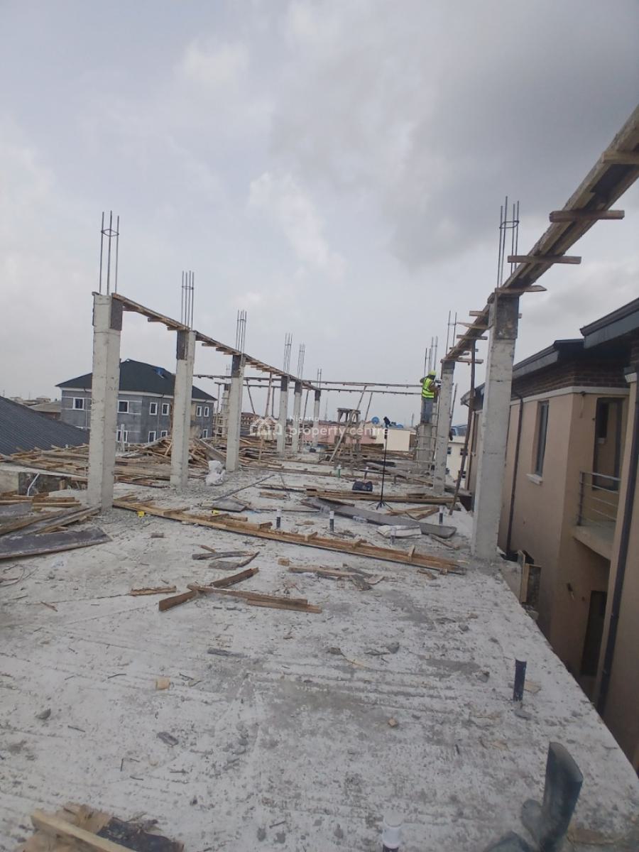 One Bedroom Apartment, Yaba, Lagos, Flat / Apartment for Sale