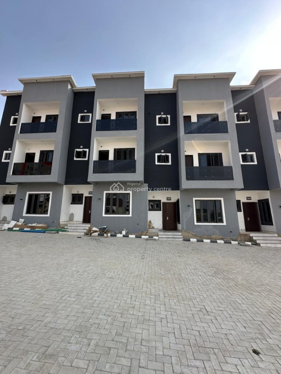 Brand New 4 Bedroom Terrace Duplex with a Bq Attached, Guzape District, Abuja, Terraced Duplex for Sale