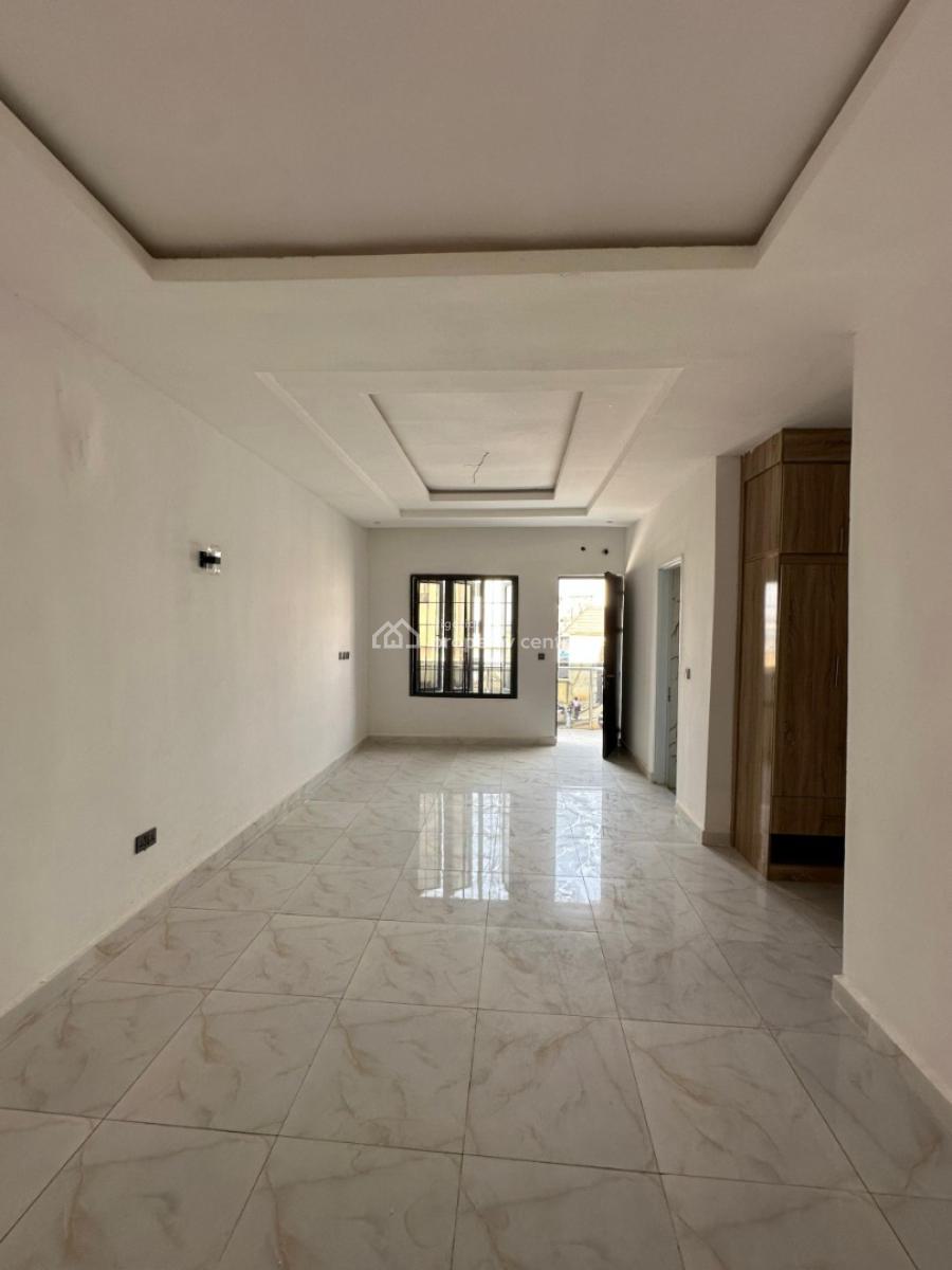 Brand New 4 Bedroom Terrace Duplex with a Bq Attached, Guzape District, Abuja, Terraced Duplex for Sale