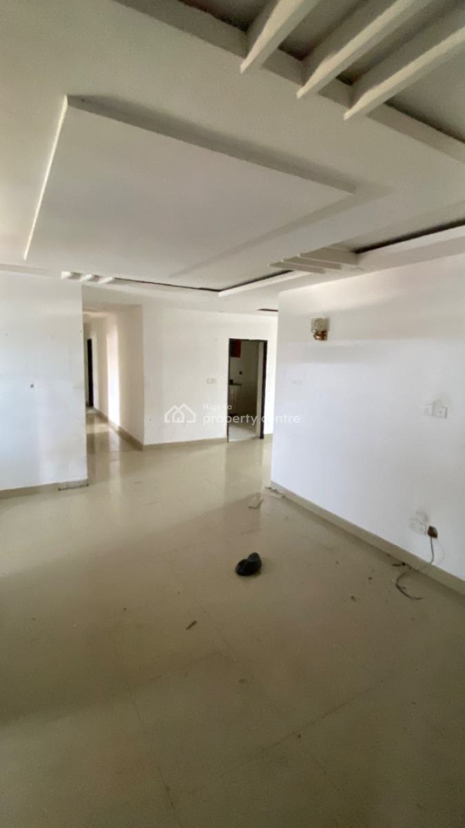 Well Maintained 3 Bedroom Flat, Ogunfayo, Awoyaya, Ibeju Lekki, Lagos, Flat / Apartment for Rent