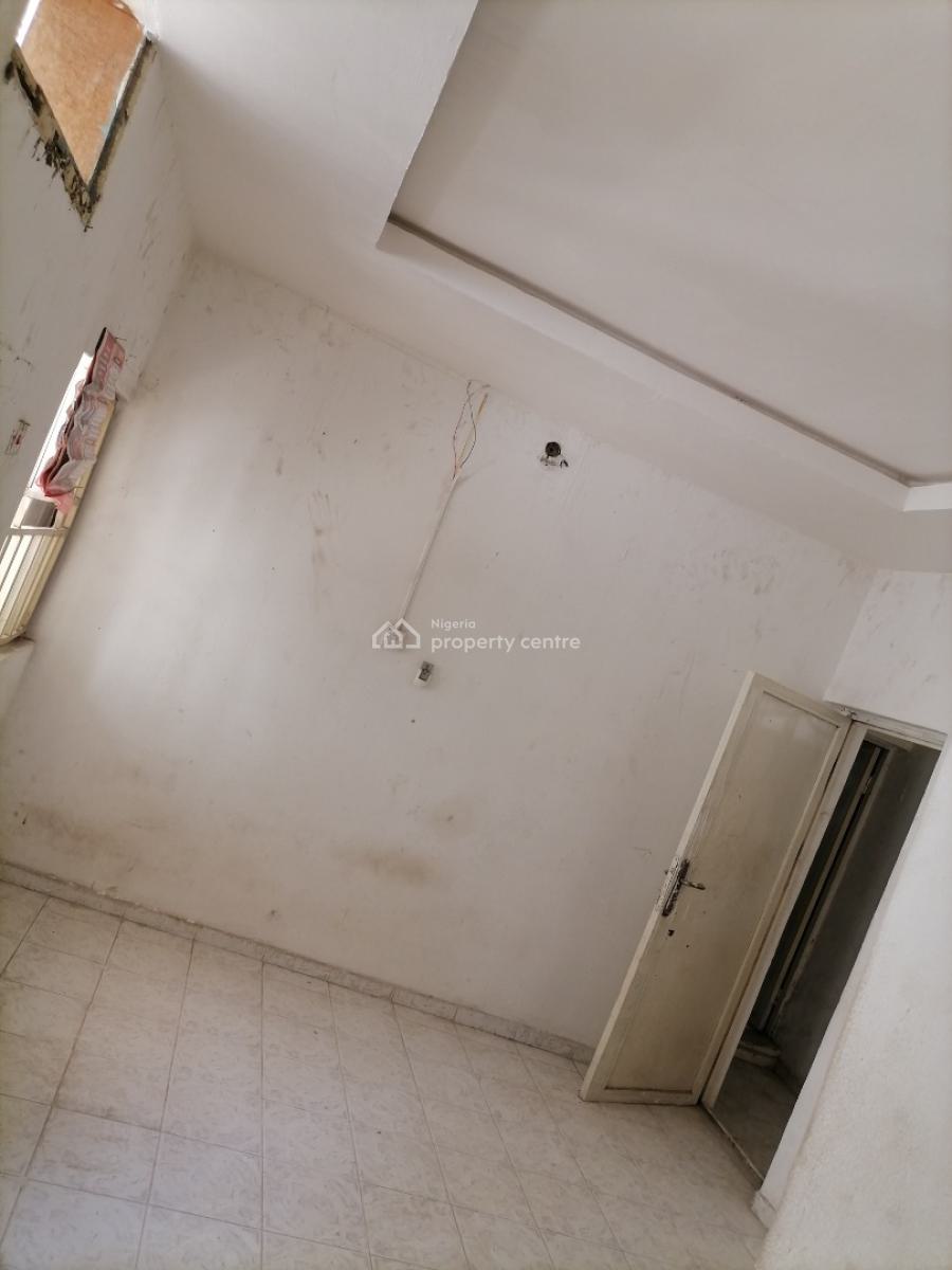 Neatly Finished & Spacious 1-bedroom Apartment, 2nd Avenue, Gwarinpa, Abuja, Mini Flat (room and Parlour) for Rent