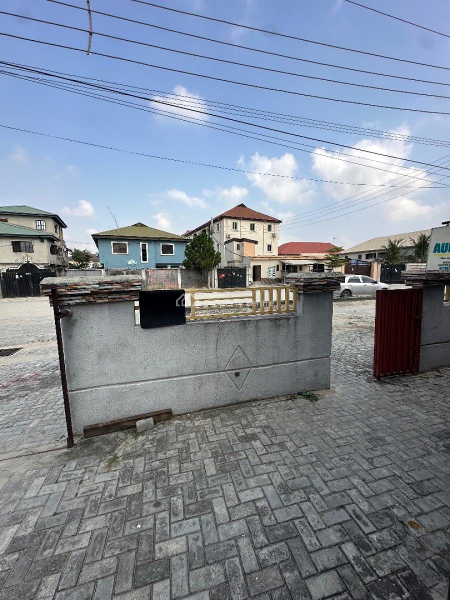 Spacious Shop Space, Aptec Bustop, Sangotedo, Ajah, Lagos, Office Space for Rent