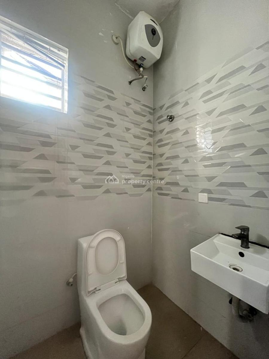 Spacious 3 Bedrooms Semi-detached Duplex House, Chevron Alternative Route, Lekki, Lagos, Semi-detached Duplex for Rent