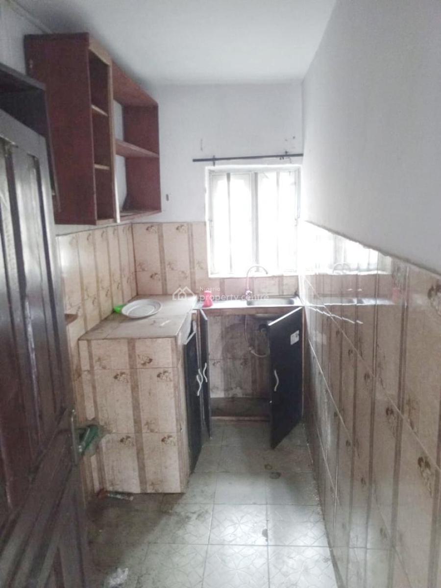 Luxury and Renovated 2 Bedroom Apartment, Olowora, Omole Phase 2, Ikeja, Lagos, Flat / Apartment for Rent