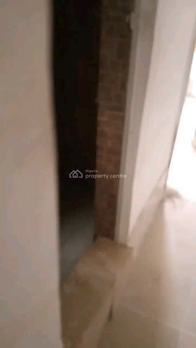 Standard and Executive Miniflat, Alagomeji, Yaba, Lagos, Mini Flat (room and Parlour) for Rent