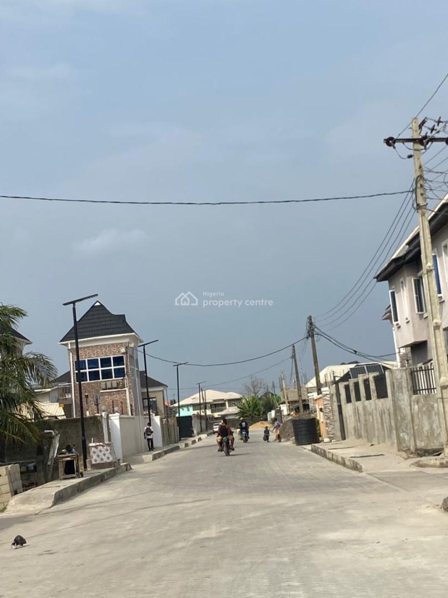 Distress Land - 500sqm Land on a Tarred Road at Peaceland Ogombo Ajah, Peaceland Estate, Ogombo, Ajah, Lagos, Residential Land for Sale