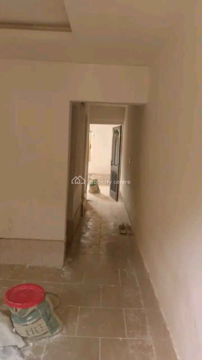 Standard and Executive Miniflat, Alagomeji, Yaba, Lagos, Mini Flat (room and Parlour) for Rent