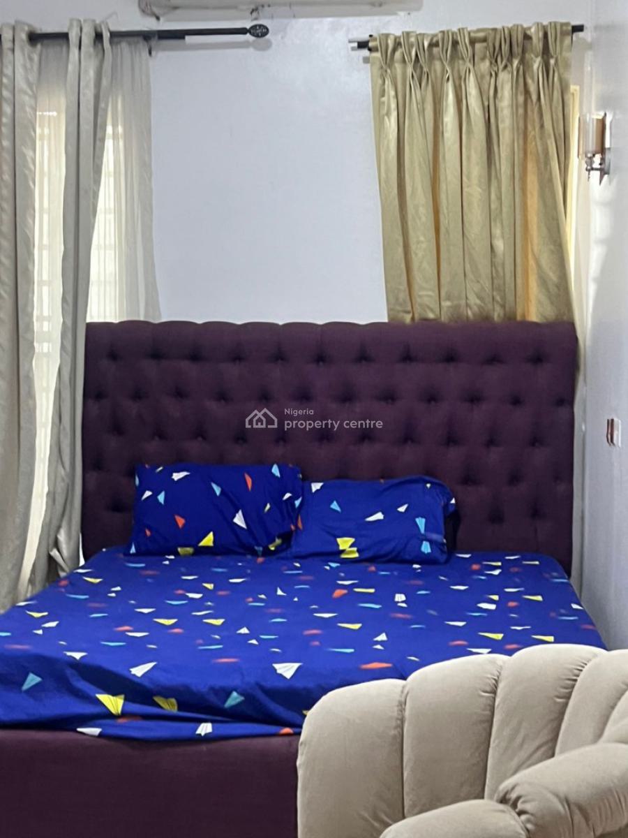 Well Furnished Mini Flat 1 Bedroom Available, Chevron, Lekki, Lagos, Mini Flat (room and Parlour) for Rent