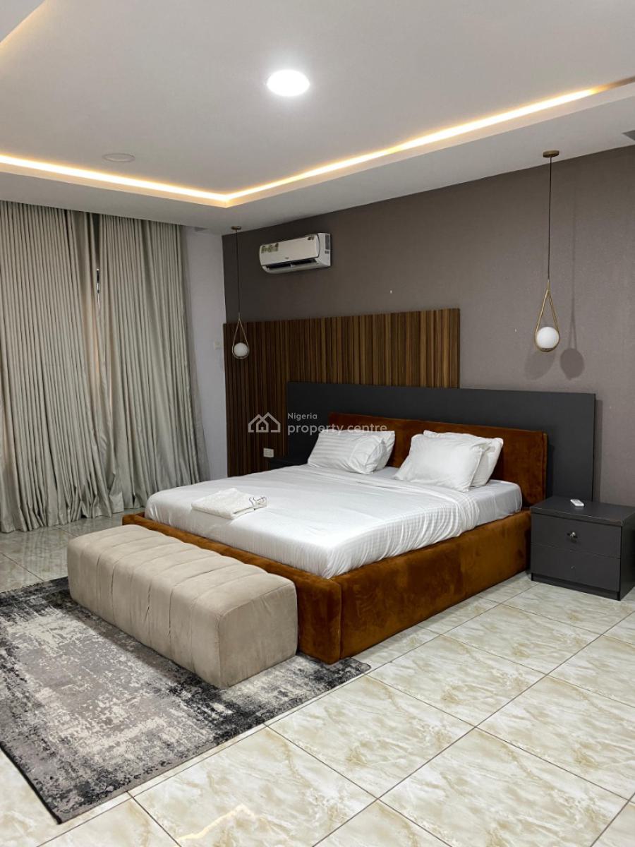 Luxury 4 Bedroom Apartment, Lekki Phase 1, Lekki, Lagos, Flat / Apartment Short Let
