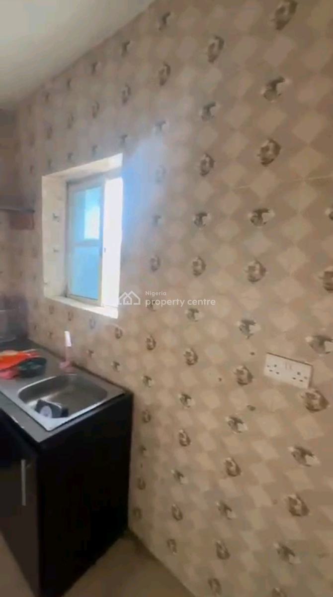 a Neatly Used and Standard 2 Bedroom Apartment, Upstairs, Off Ajayi Street, Onike, Yaba, Lagos, Flat / Apartment for Sale